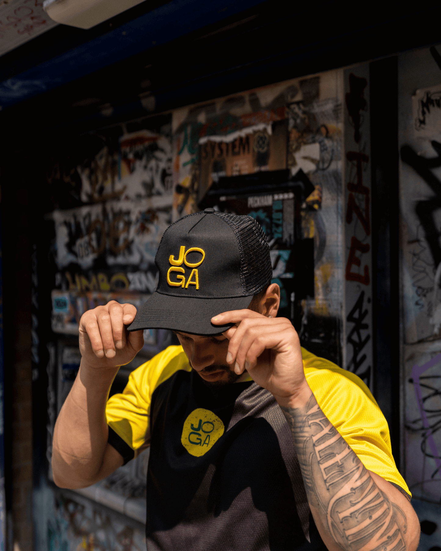 Gorra - Negra/Amarillo