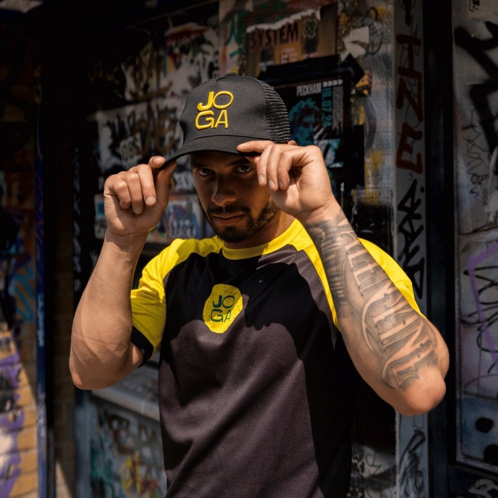 Gorra - Negra/Amarillo